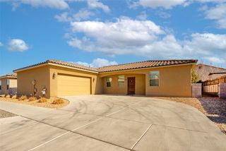 3044 Bonitas Loop, Santa Fe, NM 87507