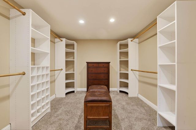 7021 Horseshoe Bar Rd, Loomis, CA 95650