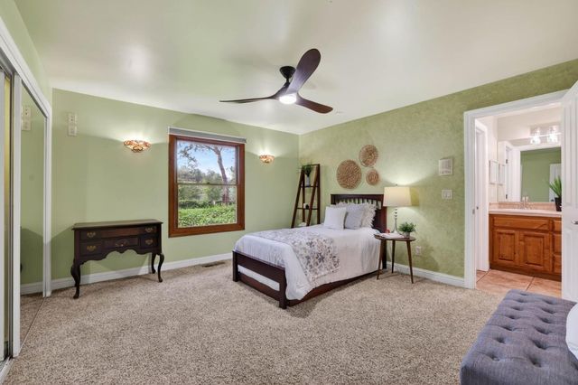 7021 Horseshoe Bar Rd, Loomis, CA 95650