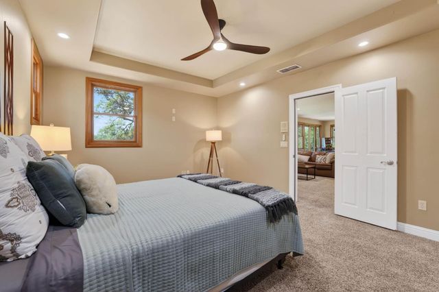 7021 Horseshoe Bar Rd, Loomis, CA 95650