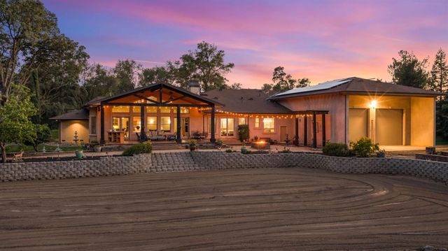 7021 Horseshoe Bar Rd, Loomis, CA 95650