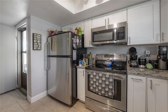 8812 BAY POINTE DRIVE D202, Tampa, FL 33615