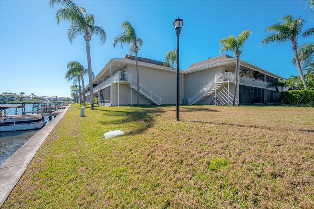 8812 BAY POINTE DRIVE D202, Tampa, FL 33615