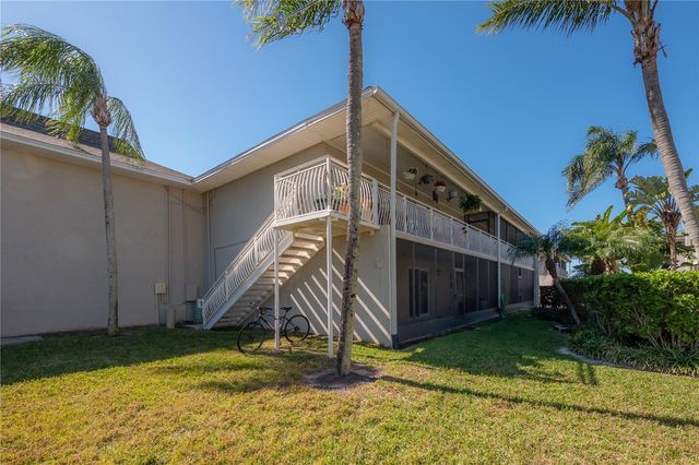 8812 BAY POINTE DRIVE D202, Tampa, FL 33615