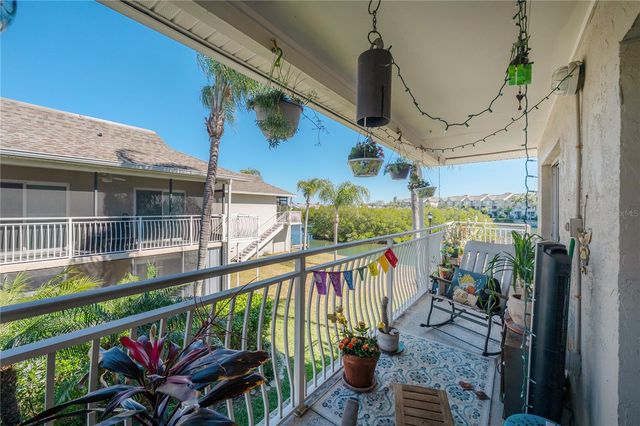 8812 BAY POINTE DRIVE D202, Tampa, FL 33615