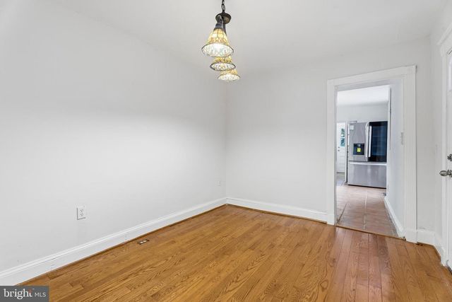 877 W LOMBARD ST, Baltimore, MD 21201