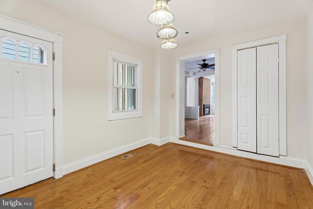 877 W LOMBARD ST, Baltimore, MD 21201