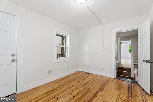 877 W LOMBARD ST, Baltimore, MD 21201