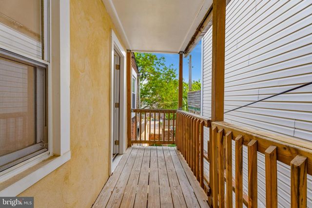 877 W LOMBARD ST, Baltimore, MD 21201