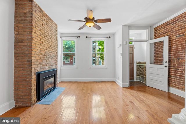 877 W LOMBARD ST, Baltimore, MD 21201