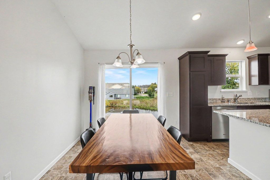 1304 Mulberry Avenue NE, Montgomery, MN 56069 — photo 5