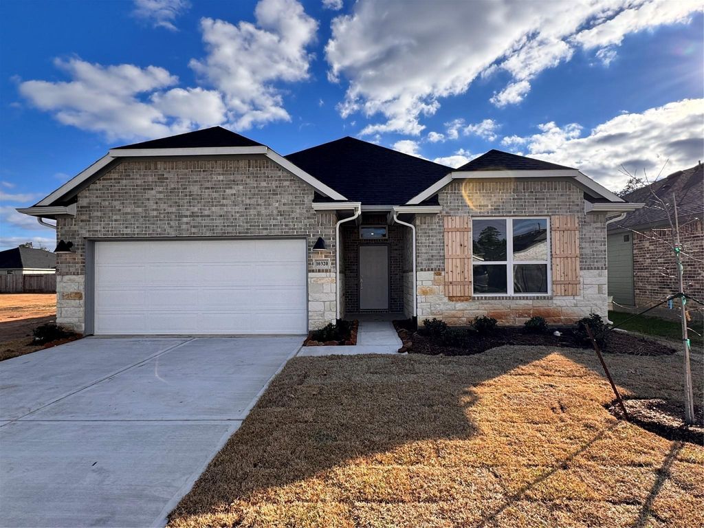 10320 Woodhill Spa Lane, Cleveland, TX 77327