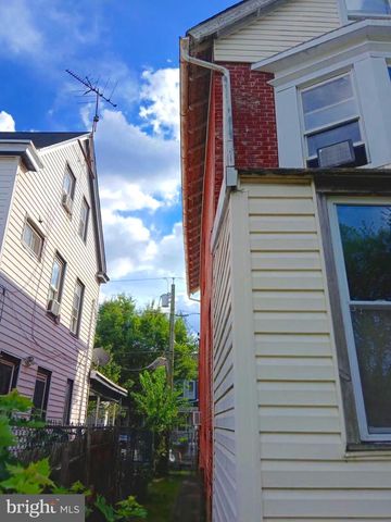 224 GARFIELD AVE, Trenton, NJ 08629