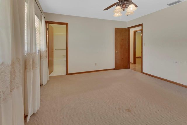 2240 N CLARA AVENUE, Deland, FL 32720