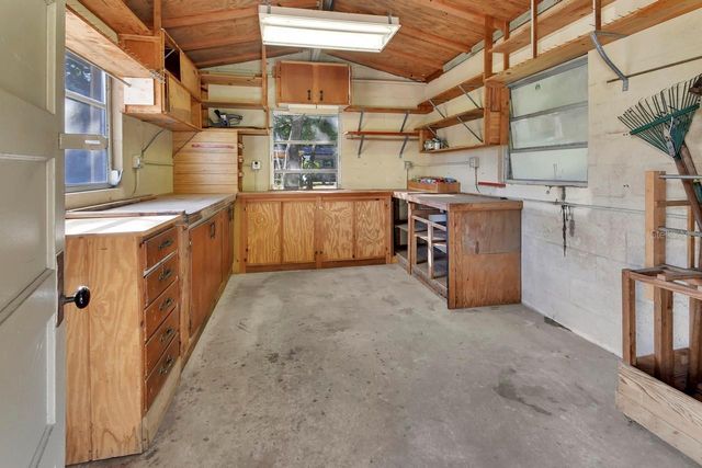 2240 N CLARA AVENUE, Deland, FL 32720