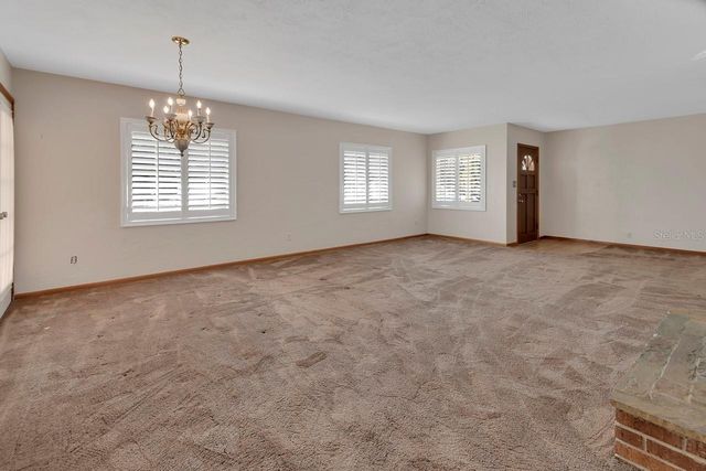 2240 N CLARA AVENUE, Deland, FL 32720