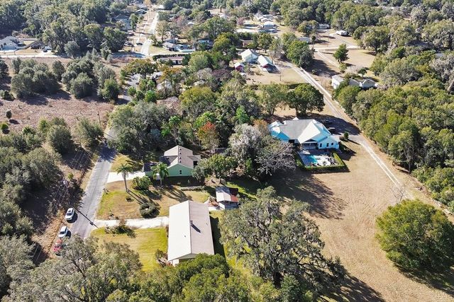 2240 N CLARA AVENUE, Deland, FL 32720