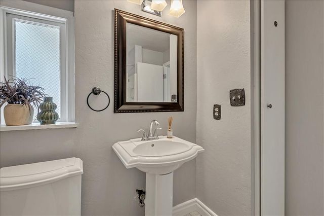 904 NW 19th Street, Oklahoma City, OK 73106