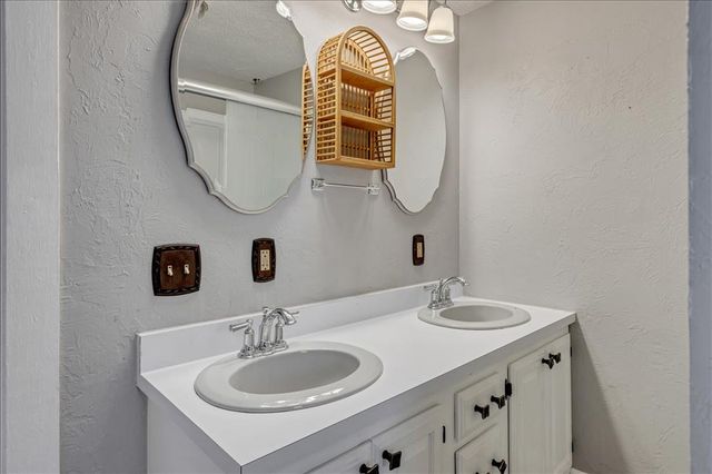 904 NW 19th Street, Oklahoma City, OK 73106