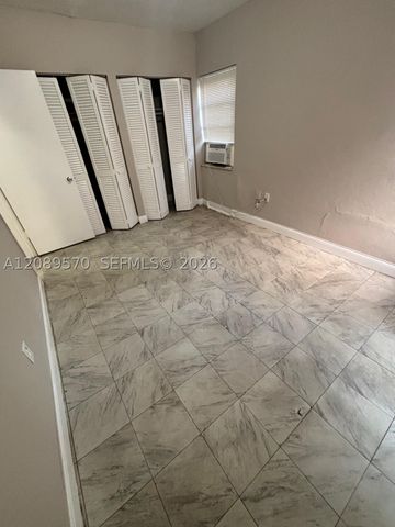 520 SW 4th St 8, Miami, FL 33130