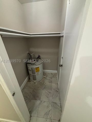 520 SW 4th St 8, Miami, FL 33130