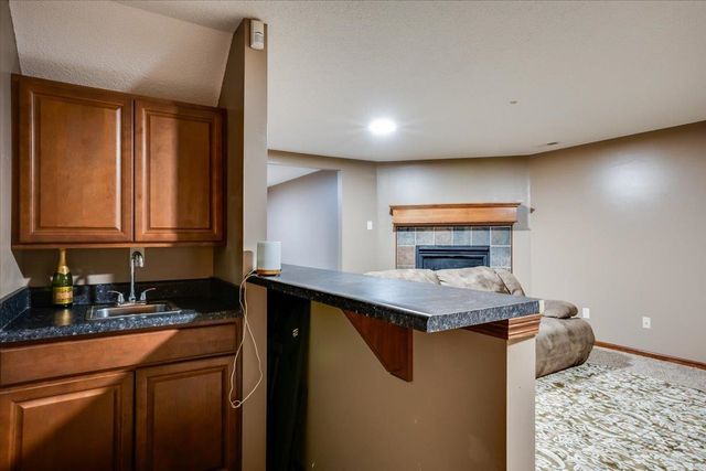 241 S Stoneridge St, Valley Center, KS 67147