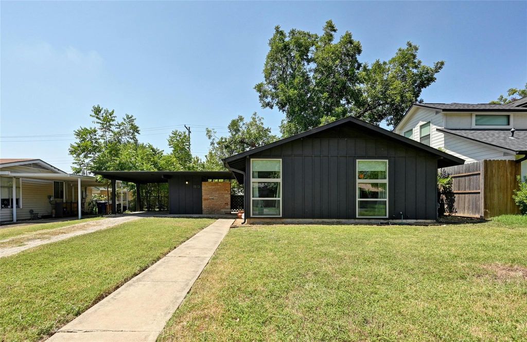 1513 Corona DR, Austin, TX 78723