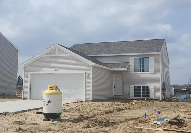 59018 Swenson Street, Mattawan Vllg, MI 49071