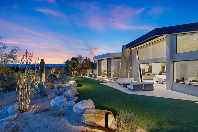 173 Tamit Place, Palm Desert, CA 92260