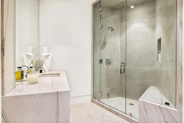 173 Tamit Place, Palm Desert, CA 92260