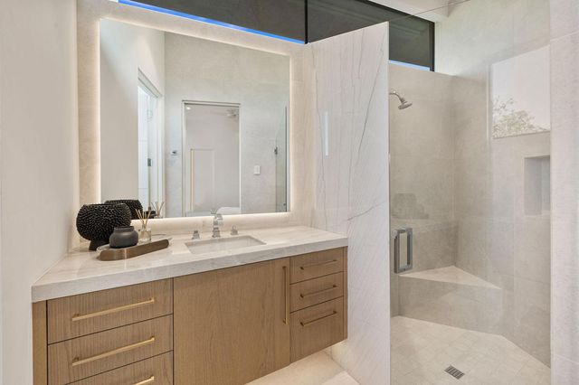 173 Tamit Place, Palm Desert, CA 92260