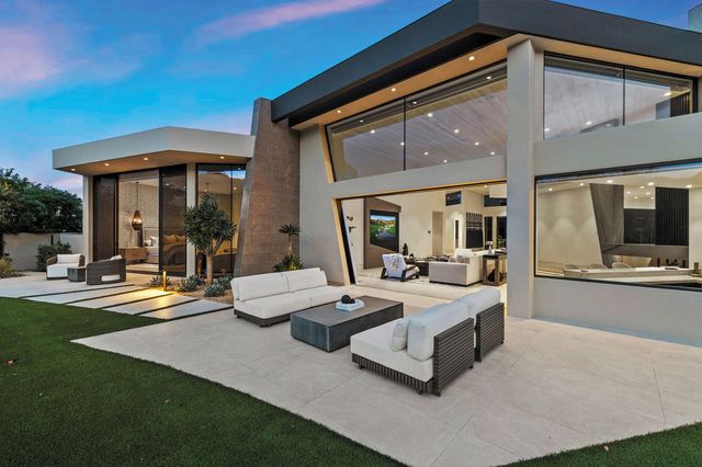 173 Tamit Place, Palm Desert, CA 92260