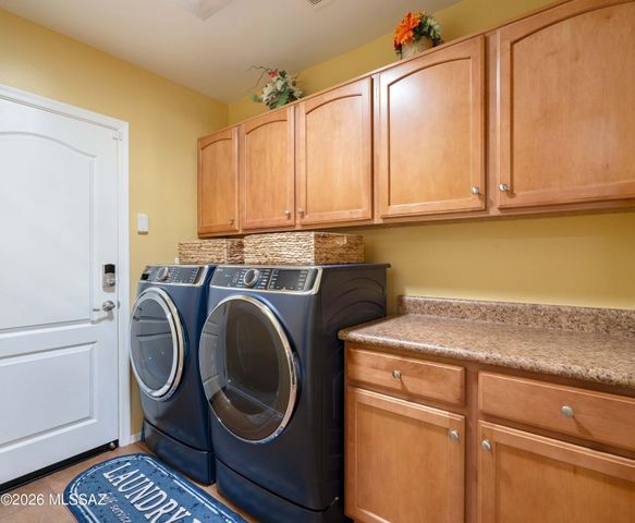 198 E Brearley Drive, Oro Valley, AZ 85737