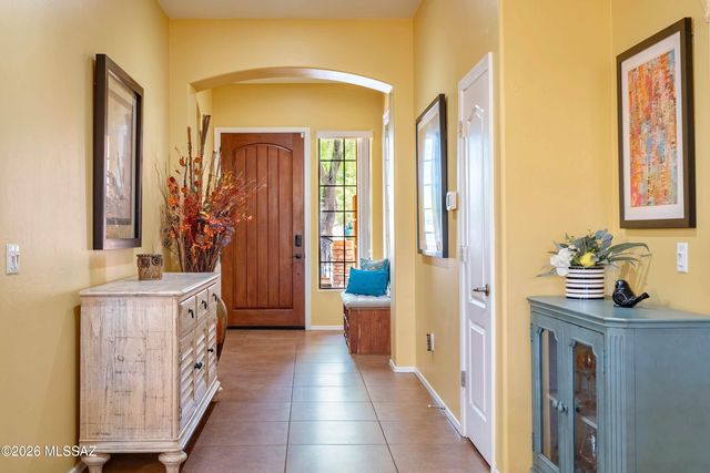 198 E Brearley Drive, Oro Valley, AZ 85737