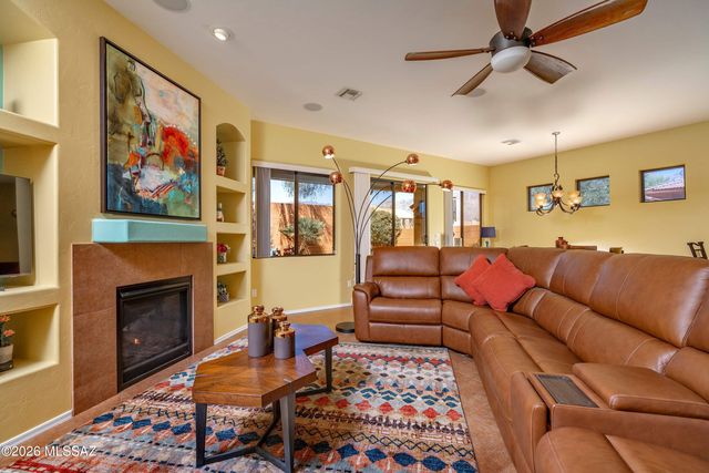 198 E Brearley Drive, Oro Valley, AZ 85737