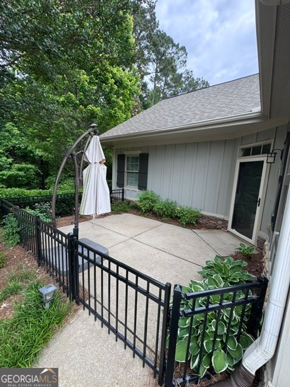 122 Edgewood Court, Eatonton, GA 31024