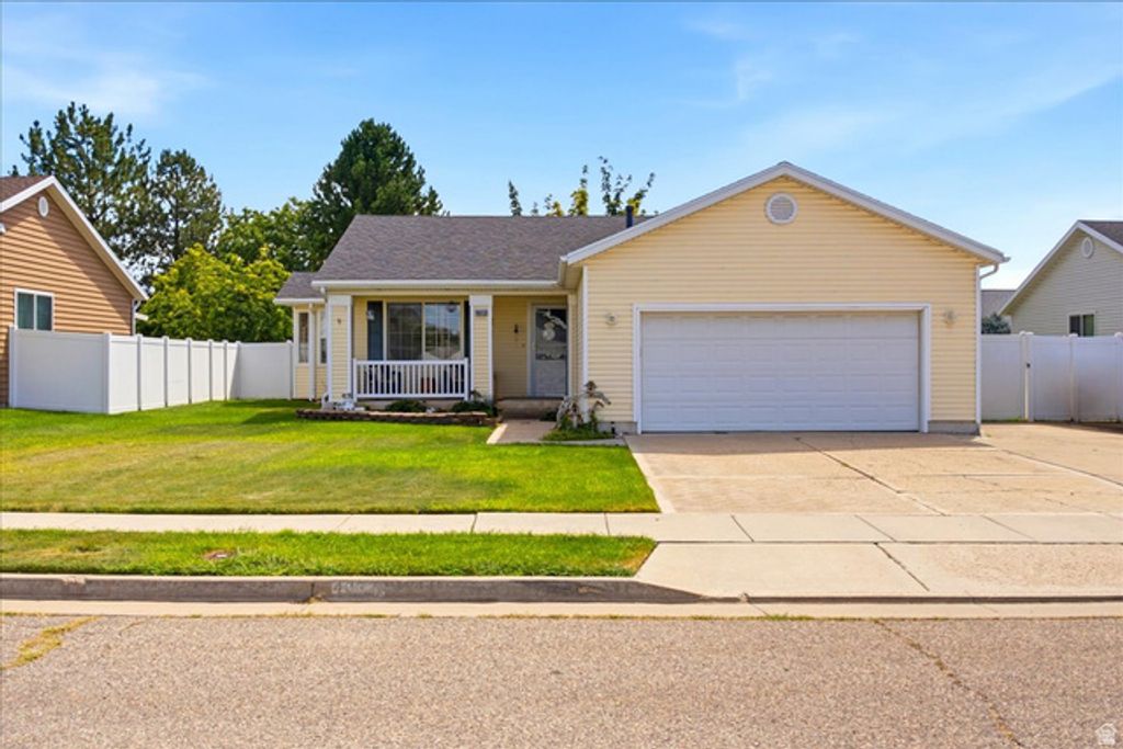4033 W 5060 S, Roy, UT 84067 — exterior