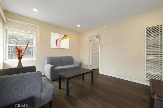 21719 Neptune, Carson, CA 90745