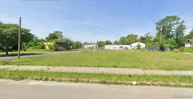 1900 Puritan Street, Highland Park, MI 48203