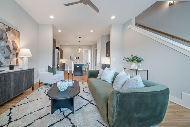 500 W Trinity Ln, Nashville, TN 37207