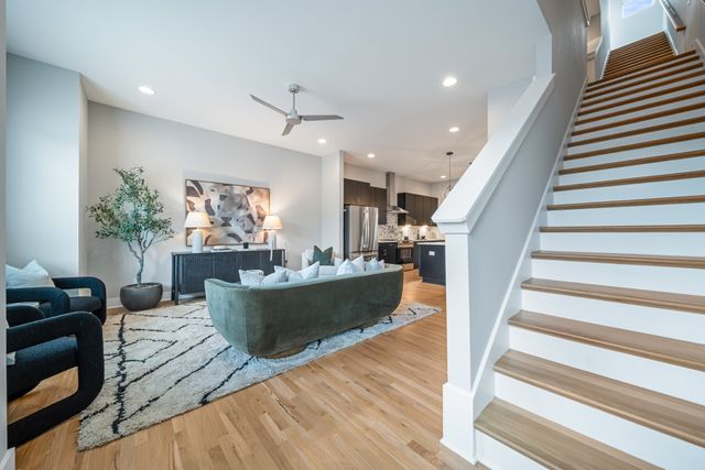 500 W Trinity Ln, Nashville, TN 37207