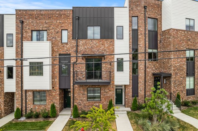 500 W Trinity Ln, Nashville, TN 37207