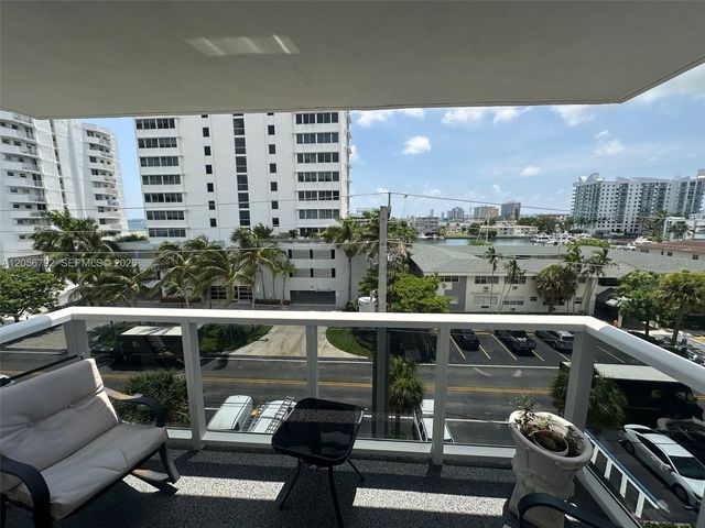 7928 West Dr 504, North Bay Village, FL 33141