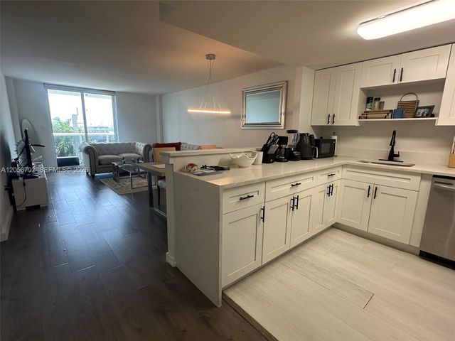 7928 West Dr 504, North Bay Village, FL 33141