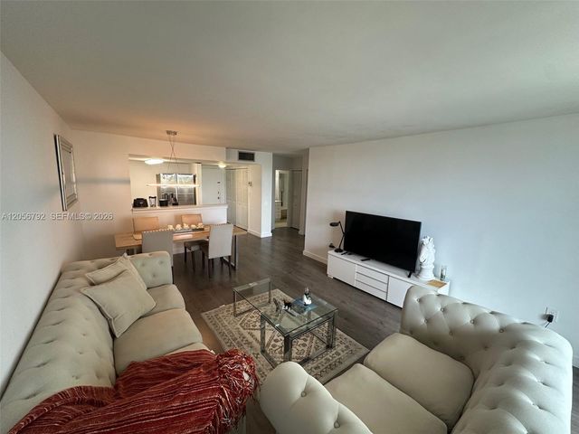 7928 West Dr 504, North Bay Village, FL 33141