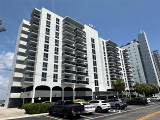 7928 West Dr 504, North Bay Village, FL 33141