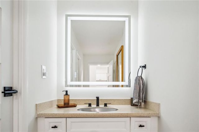 2479 Peachtree Road NE 612, Atlanta, GA 30305