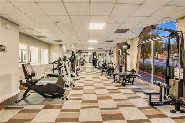2479 Peachtree Road NE 612, Atlanta, GA 30305
