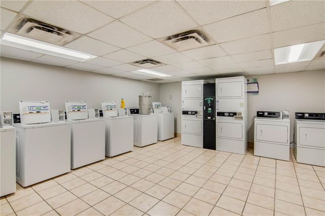 2479 Peachtree Road NE 612, Atlanta, GA 30305
