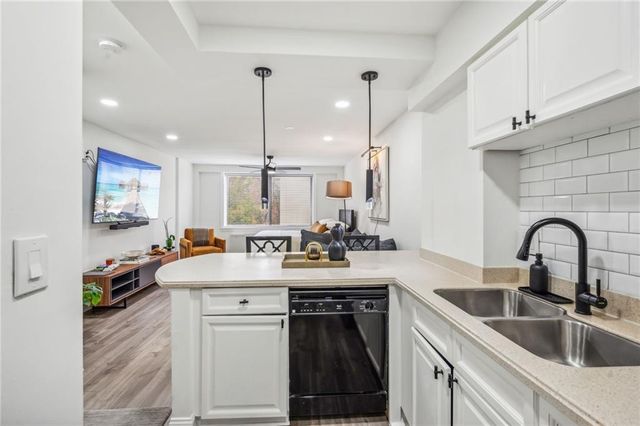 2479 Peachtree Road NE 612, Atlanta, GA 30305